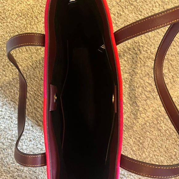 Red Color-Block Tote Bag - Picture 3 of 6